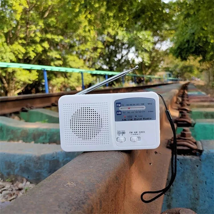 Radio AM/FM multifunción con Linterna LED - MAGICAL OUTDOOR